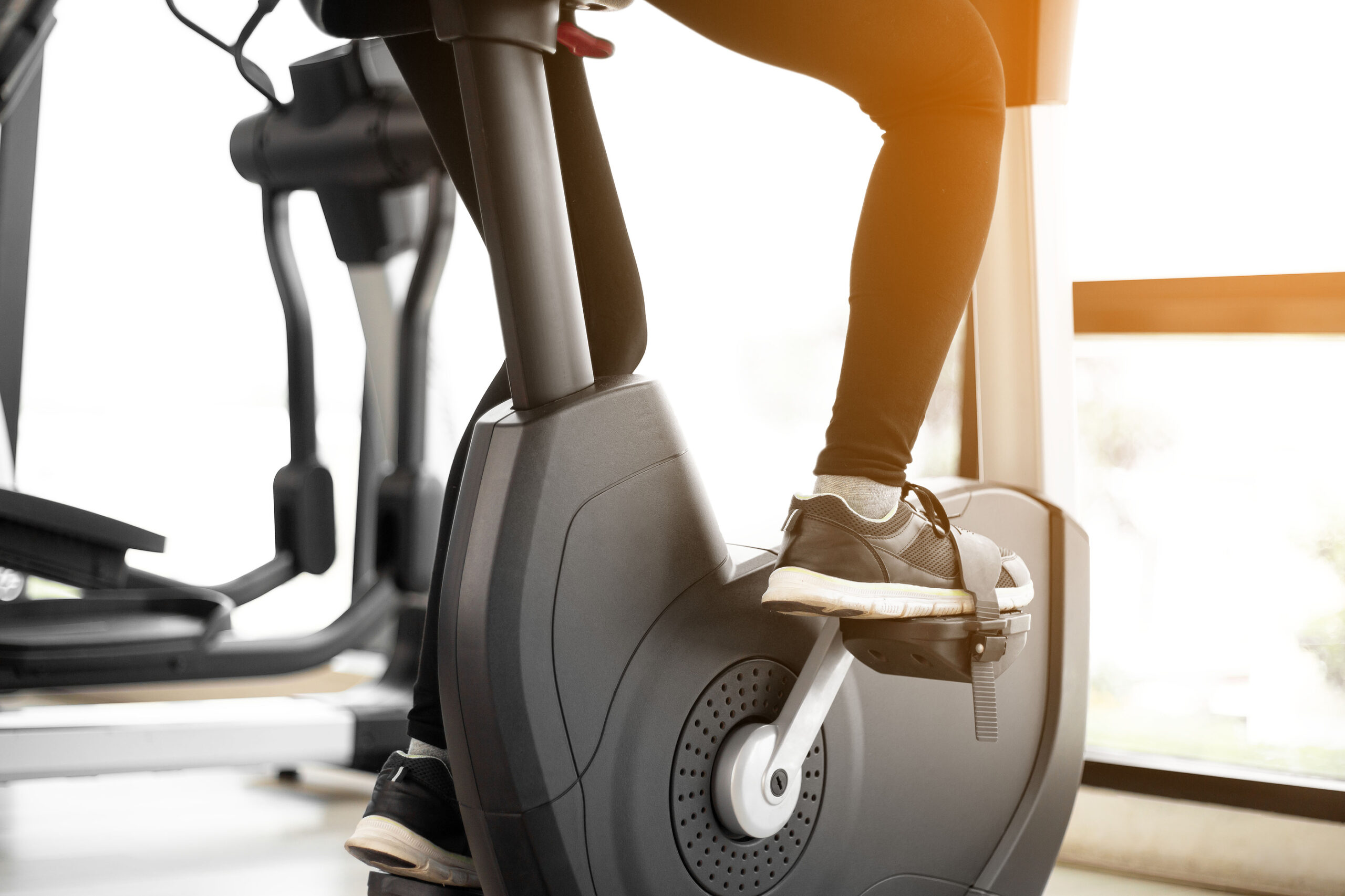 recumbent vs upright exercise bikes