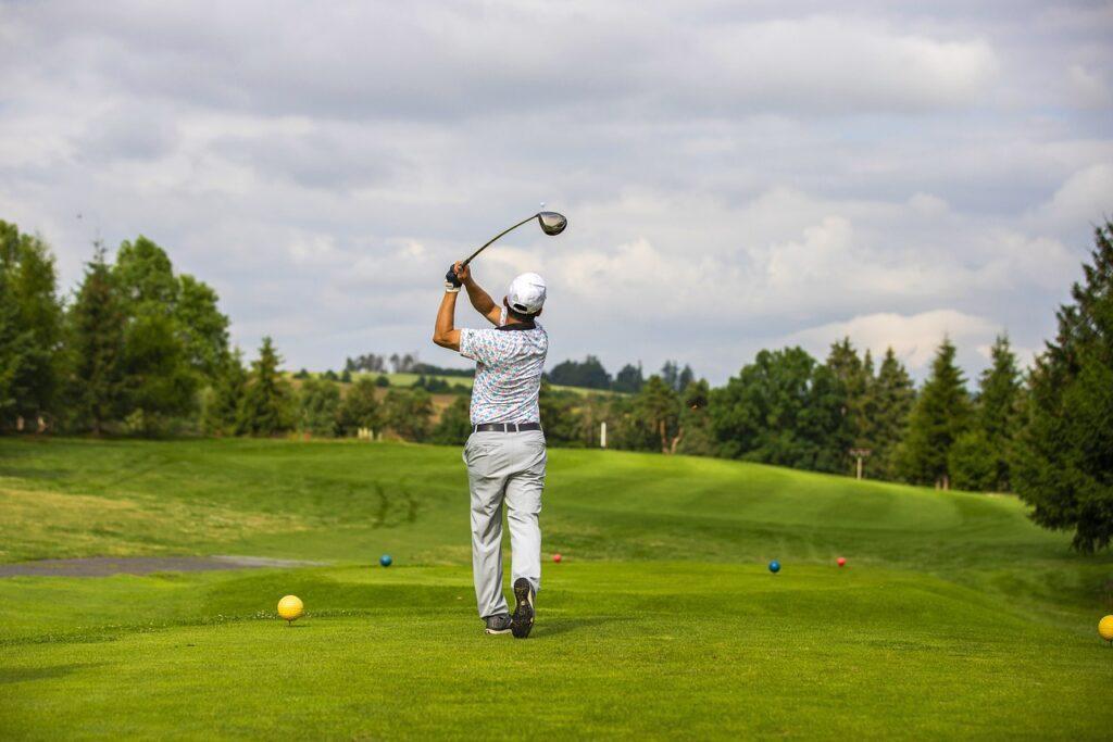 senior golfer