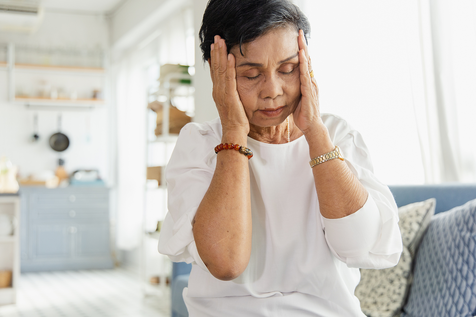 dizziness when standing up